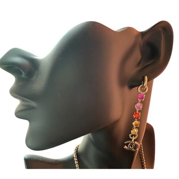 Chanel Light Gold Multi Crystal Dangle CC Earrings Cruise 2024 (CCXX015) - Picture 6 of 6